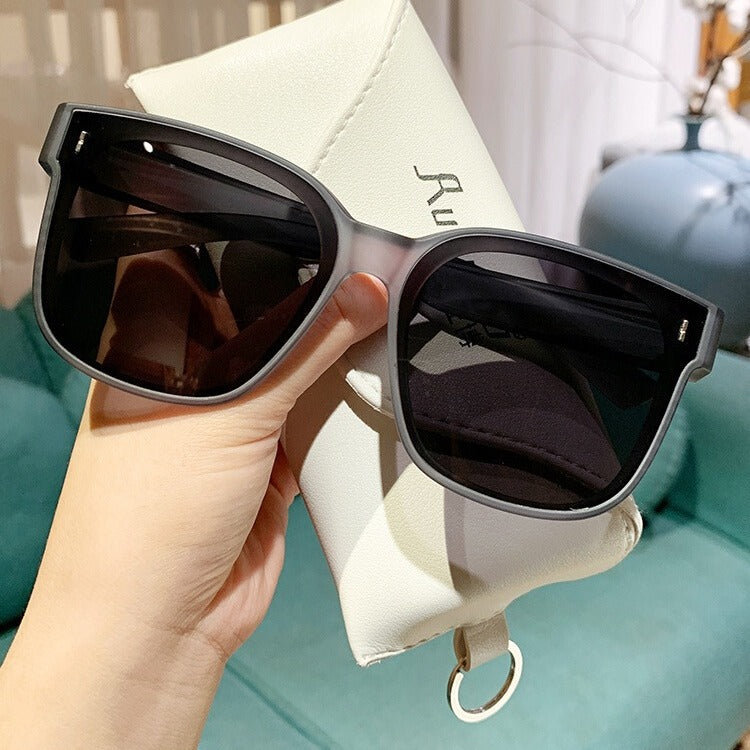 Wholesale Summer sun protection polarized glasses with myopia cover, one mirror for two purposes, driving fashionable sunglasses